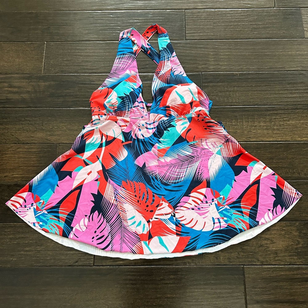 Suzanne Betro Tankini Top Womens 1X Tropical Print Flare Skirt Criss Cross Back